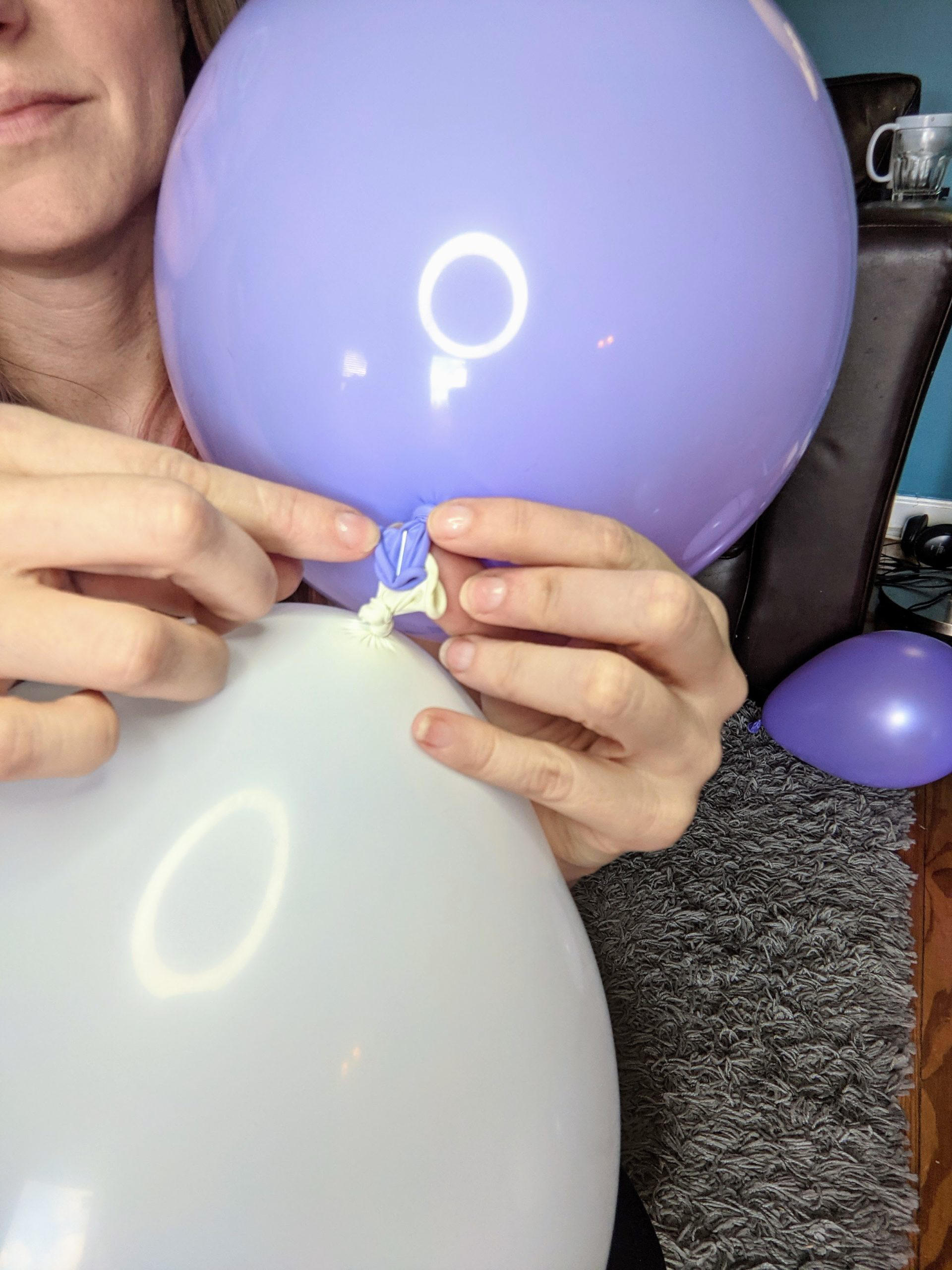 How To Make Your Own Diy Balloon Garland Easy Tutorial Mama Did It How To Make Your Own Diy Balloon Garland Easy Tutorial Mama Did It