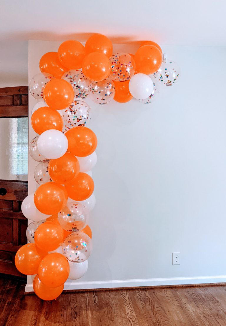 How To Make Your Own Diy Balloon Garland Easy Tutorial Mama Did It 5757